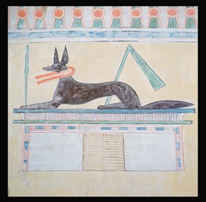 Anubis, egyptiläinen kuolleiden jumala, makaa sarkofagin päällä, seinämaalaus Menkauren pyramidin laaksotemppelissä, Vanha kuningaskunta, n. 2613-2494 eKr. (seinämaalaus)